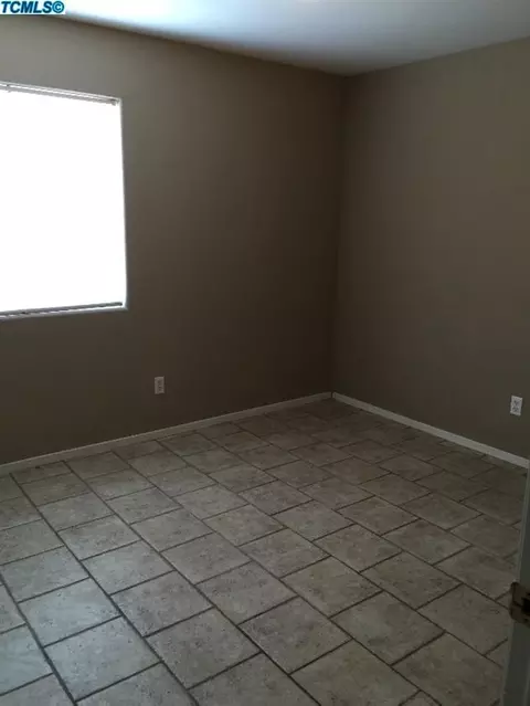 1801 E Mesa Ct, Visalia, CA 93292 photo 18