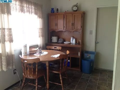 618 Stanley St, Exeter, CA 93221 photo 4