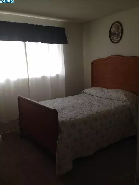 618 Stanley St, Exeter, CA 93221 photo 7