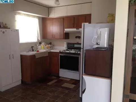 618 Stanley St, Exeter, CA 93221 photo 5