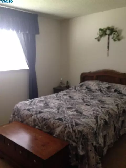 618 Stanley St, Exeter, CA 93221 photo 8