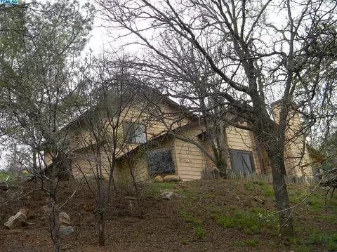 40675 Crystal Dr, Three Rivers, CA 93271 photo 12