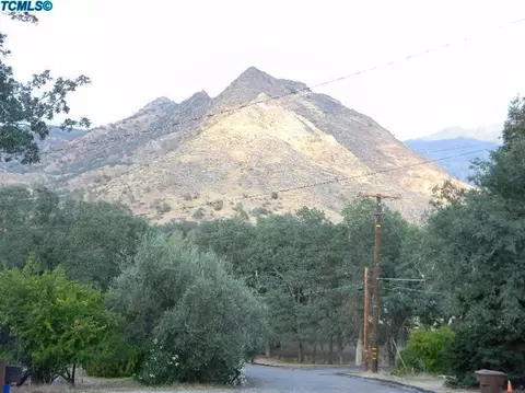 40675 Crystal Dr, Three Rivers, CA 93271 photo 7