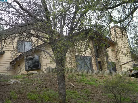 40675 Crystal Dr, Three Rivers, CA 93271 photo 11