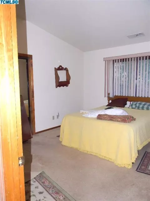 40675 Crystal Dr, Three Rivers, CA 93271 photo 23