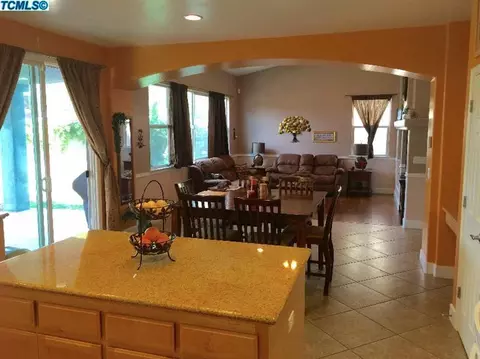 232 Elkhorn Ave, Visalia, CA 93277 photo 10