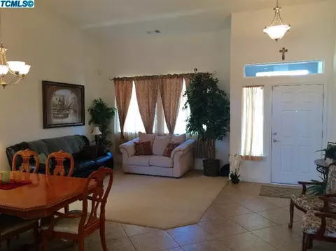 232 Elkhorn Ave, Visalia, CA 93277 photo 5
