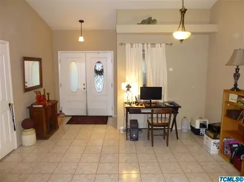 3904 E Laurel Ct, Visalia, CA 93292 photo 5