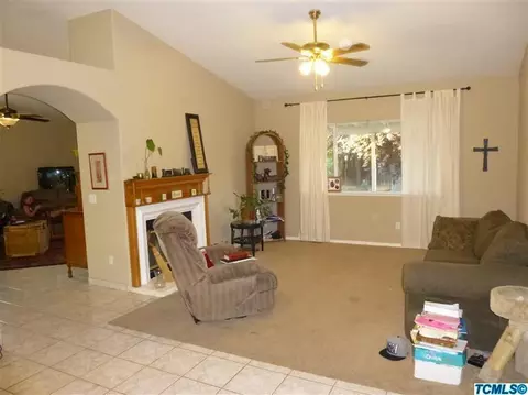 3904 E Laurel Ct, Visalia, CA 93292 photo 12