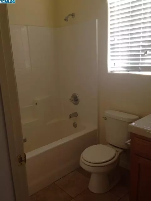 1370 Joy Ct, Exeter, CA 93221 photo 9