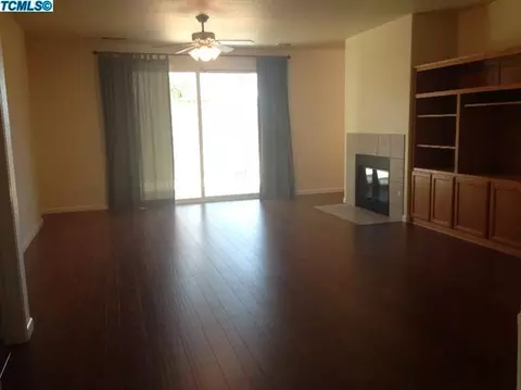 1370 Joy Ct, Exeter, CA 93221 photo 3