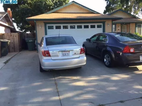 1351 E Brea Ave, Tulare, CA 93274 photo 3