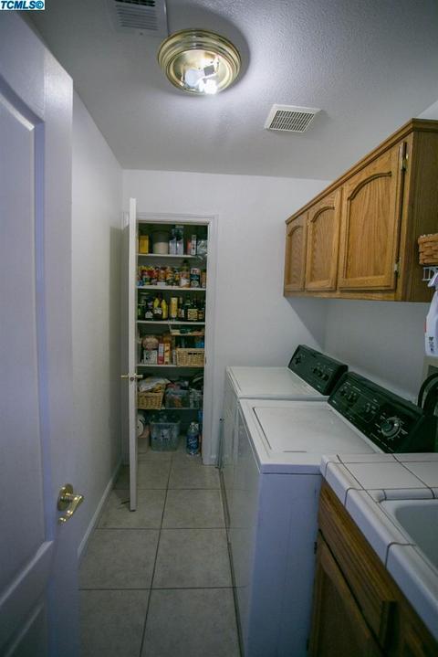 3045 S Johnson, Visalia, CA 93277 photo 14