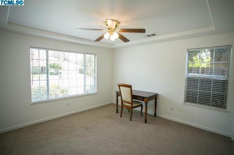 3045 S Johnson, Visalia, CA 93277 photo 16