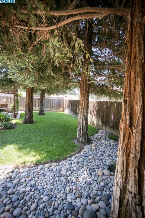 3045 S Johnson, Visalia, CA 93277 photo 32