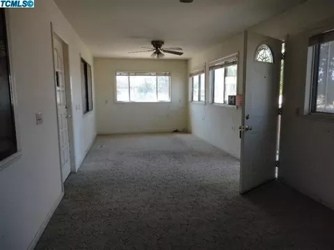 443 N F St, Exeter, CA 93221 photo 2