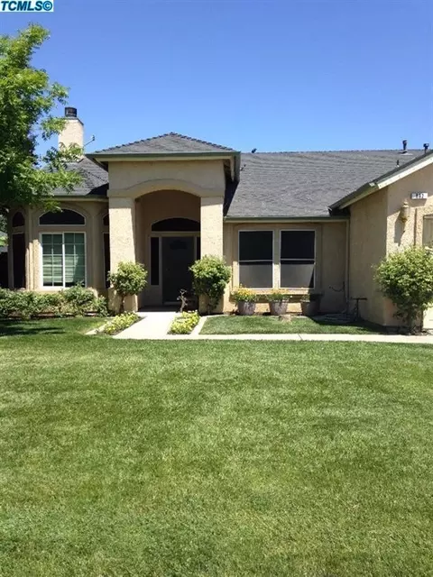 892 Apple Ave, Lemoore, CA 93245 photo 1