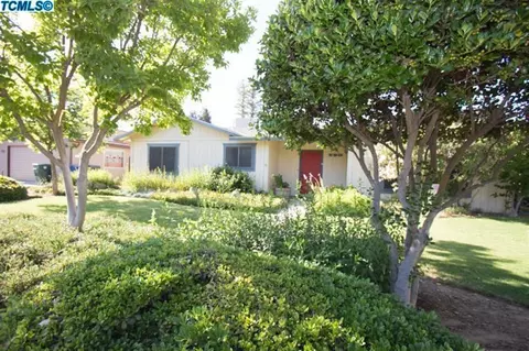790 E Kip Patrick Dr, Reedley, CA 93654 photo 1