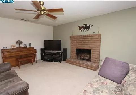 790 E Kip Patrick Dr, Reedley, CA 93654 photo 7