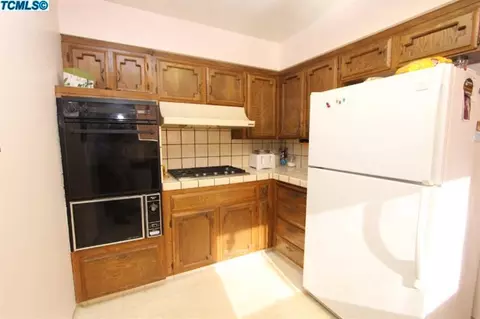 790 E Kip Patrick Dr, Reedley, CA 93654 photo 8