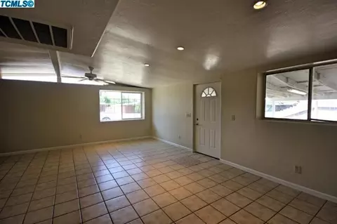 207 Peach St, Exeter, CA 93221 photo 4