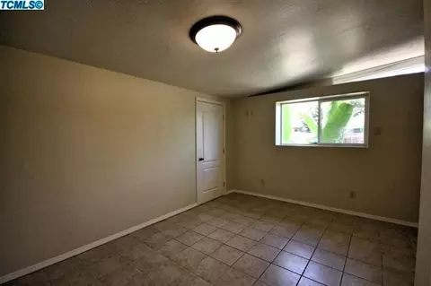207 Peach St, Exeter, CA 93221 photo 8