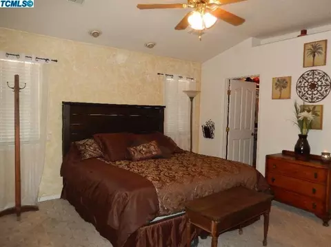 3739 E Paradise Ave, Visalia, CA 93292 photo 12