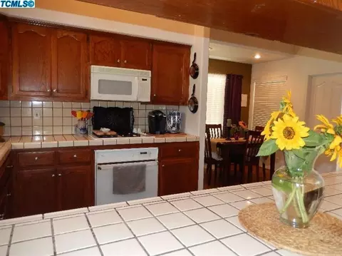3739 E Paradise Ave, Visalia, CA 93292 photo 10