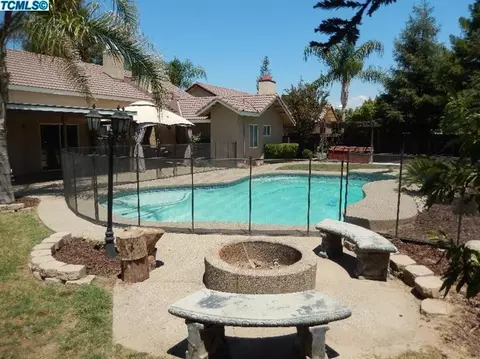 3739 E Paradise Ave, Visalia, CA 93292 photo 23