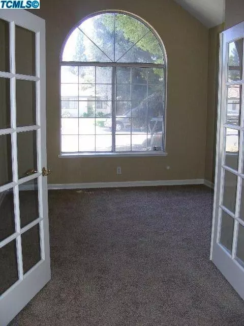 2616 E Princeton Ave, Visalia, CA 93292 photo 8
