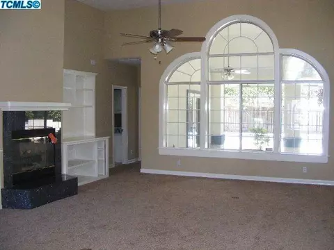 2616 E Princeton Ave, Visalia, CA 93292 photo 7
