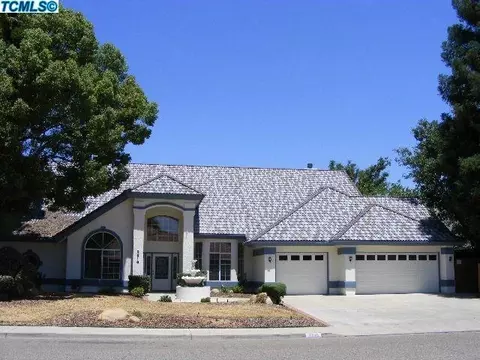 2616 E Princeton Ave, Visalia, CA 93292 photo 1