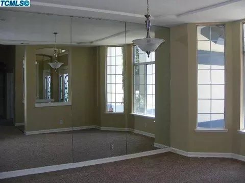 2616 E Princeton Ave, Visalia, CA 93292 photo 5