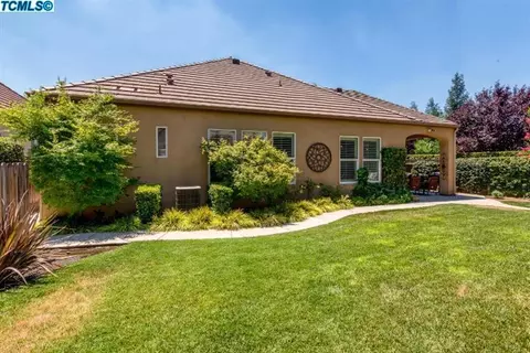 97 W Lester Ave, Clovis, CA 93619 photo 22