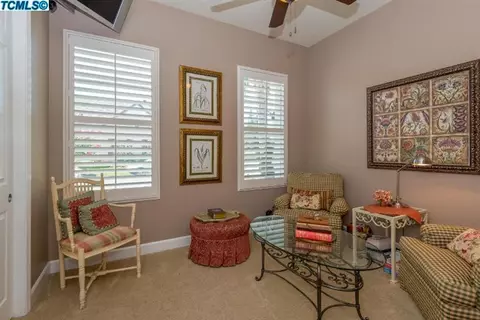 97 W Lester Ave, Clovis, CA 93619 photo 12