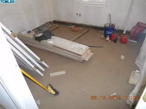 1188 N E St, Tulare, CA 93274 photo 9