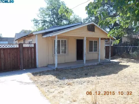1188 N E St, Tulare, CA 93274 photo 3