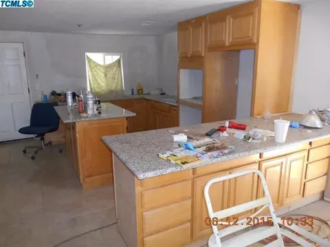 1188 N E St, Tulare, CA 93274 photo 6