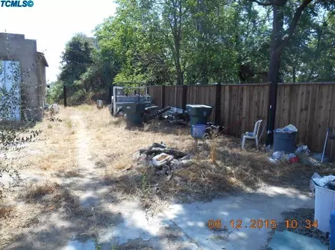 1188 N E St, Tulare, CA 93274 photo 10
