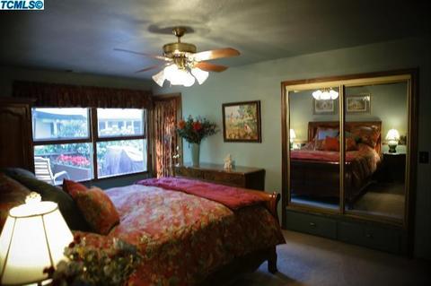 2426 E Westcott Ave, Visalia, CA 93292 photo 34