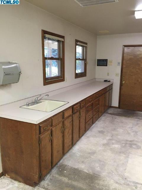 2426 E Westcott Ave, Visalia, CA 93292 photo 61