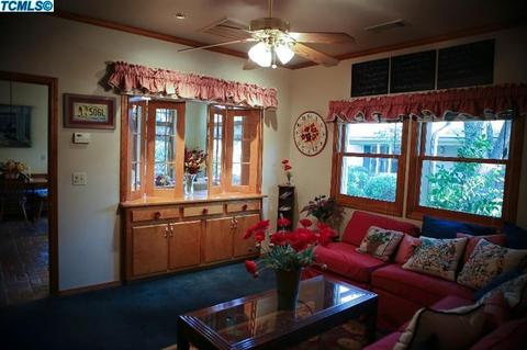 2426 E Westcott Ave, Visalia, CA 93292 photo 18