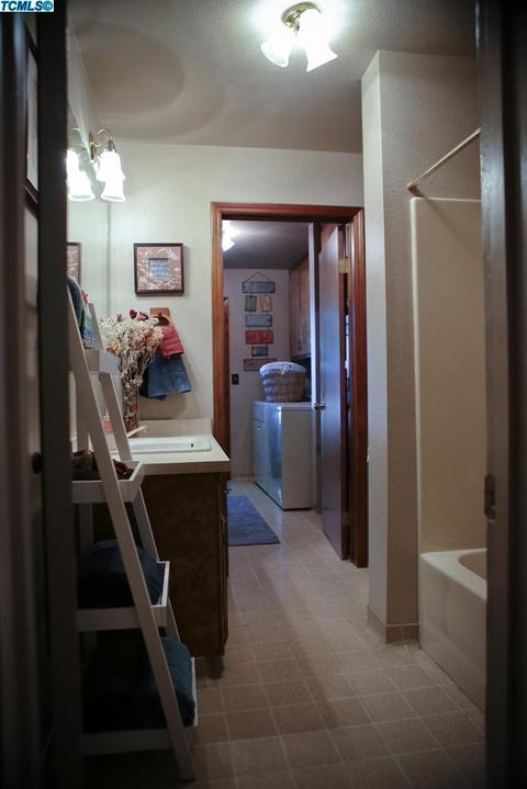2426 E Westcott Ave, Visalia, CA 93292 photo 43