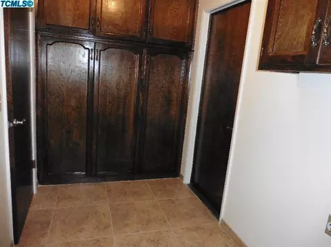 2539 E Howard Ave, Visalia, CA 93277 photo 14