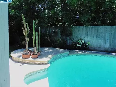 2539 E Howard Ave, Visalia, CA 93277 photo 34