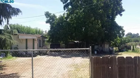 37816 Kate Rd, Dinuba, CA 93618 photo 2