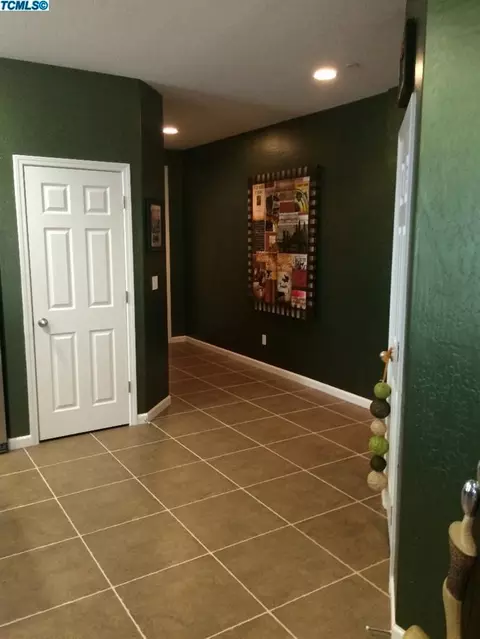 3946 E Country Ave, Visalia, CA 93292 photo 14