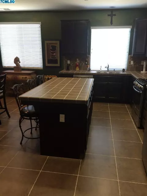 3946 E Country Ave, Visalia, CA 93292 photo 13