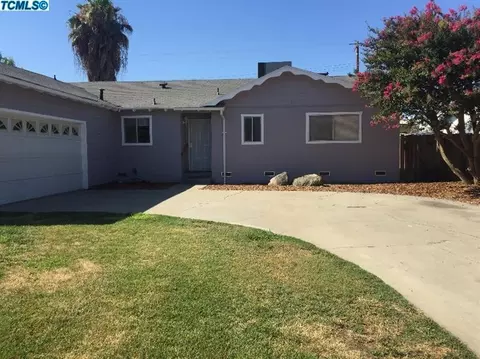 865 E Lyndale Ave, Tulare, CA 93274 photo 5