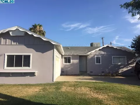 865 E Lyndale Ave, Tulare, CA 93274 photo 3